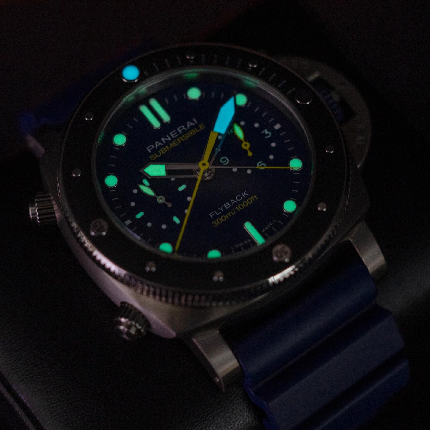 Panerai Submersible Chrono Flyback Mike Horn PAM01291 47mm Titanium Box Papers 2023