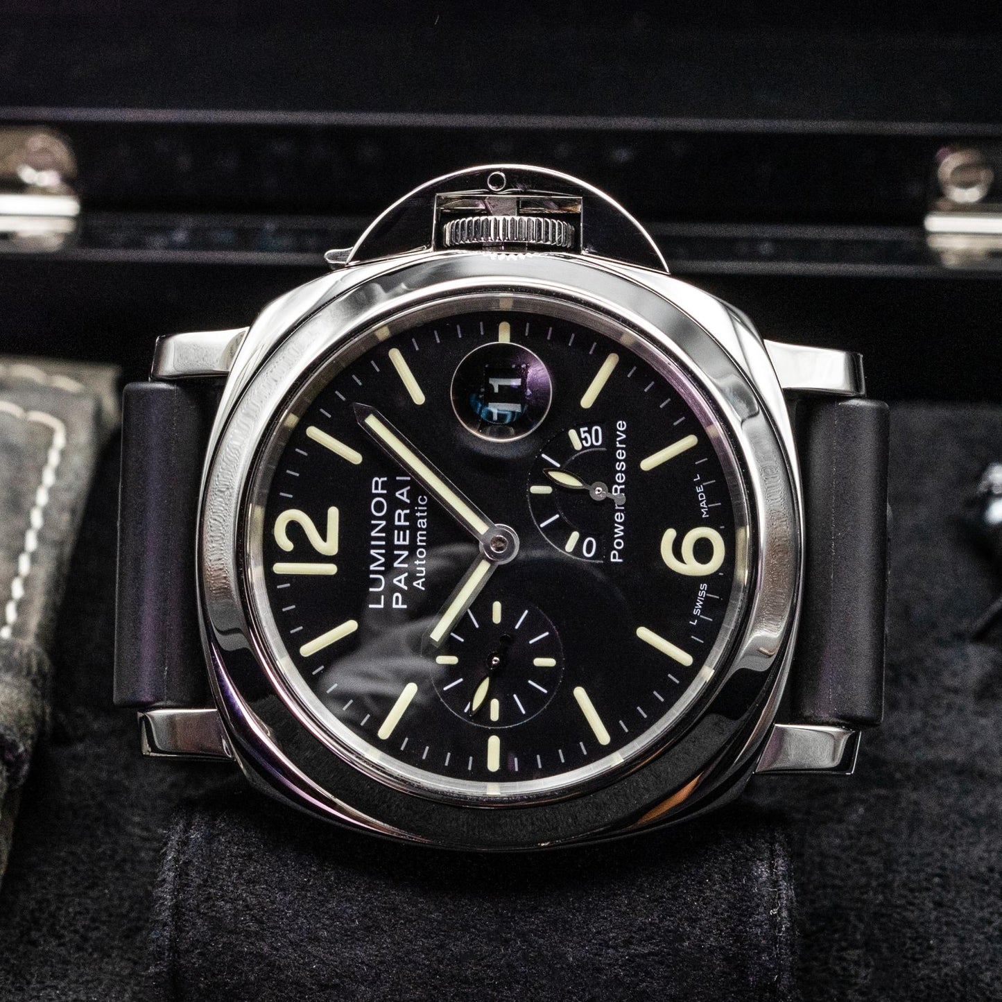 Panerai Luminor Power Reserve PAM01090 44mm Steel Black Dial Box Papers 2018