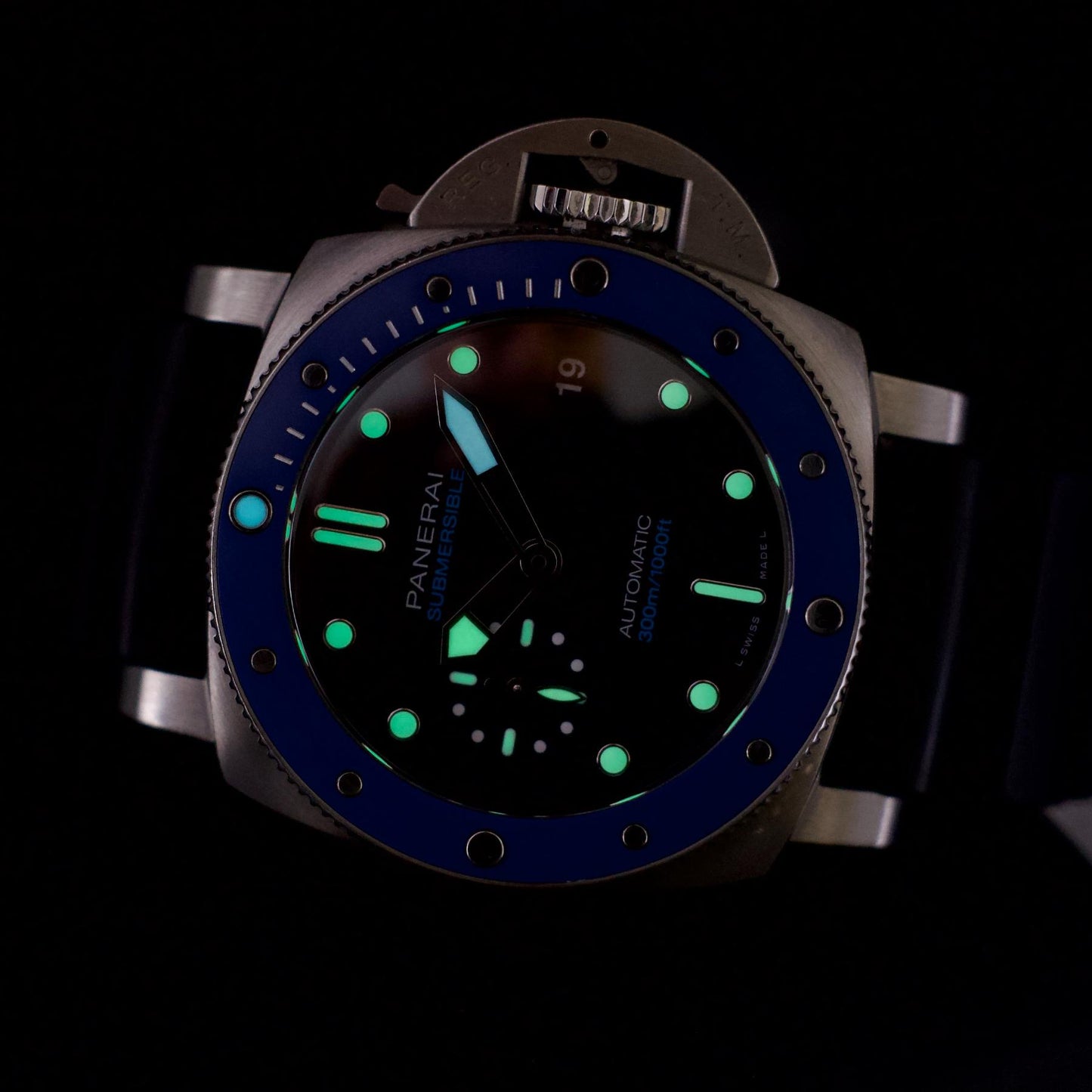 Panerai Luminor PAM01209 lumens