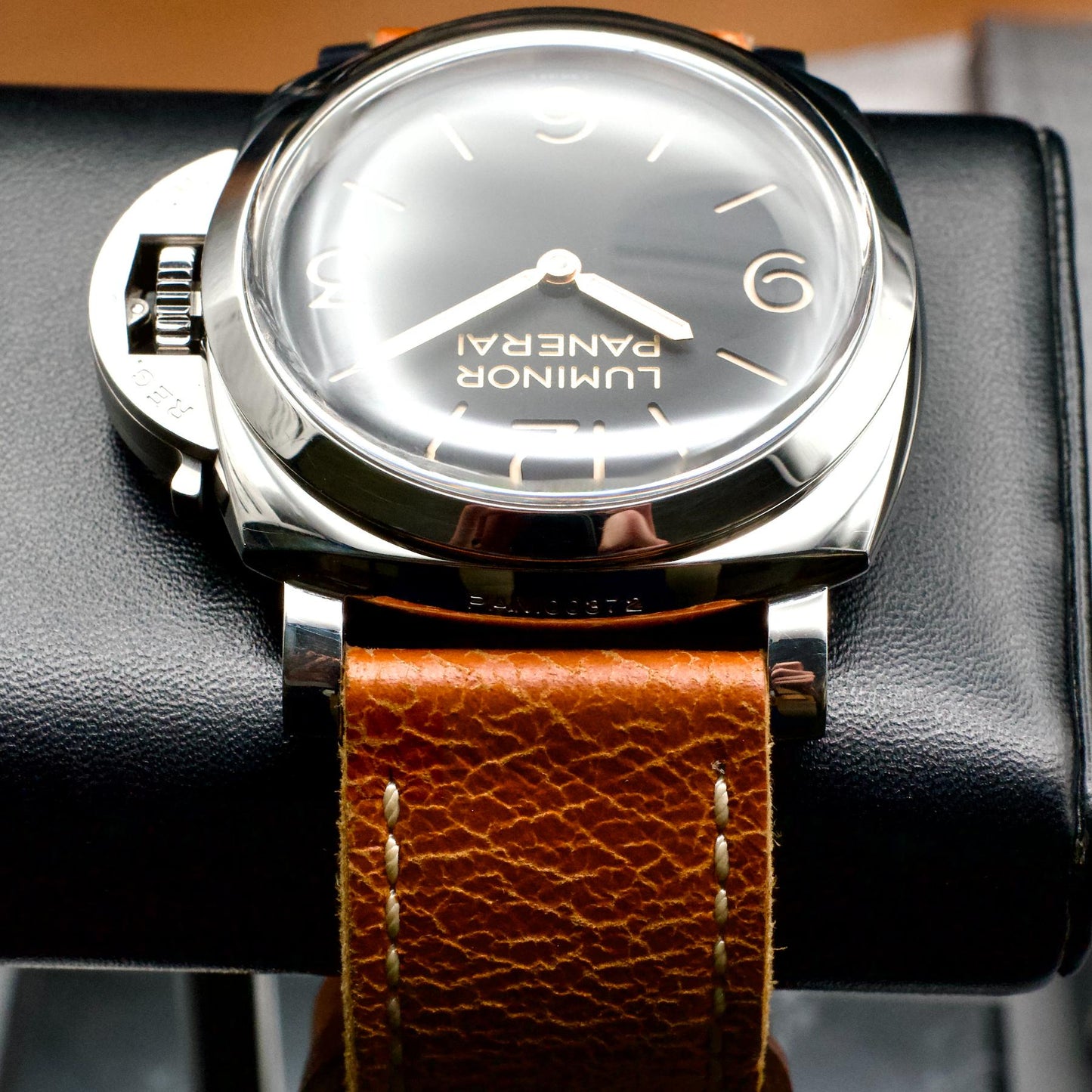PAM00372 Black Dial