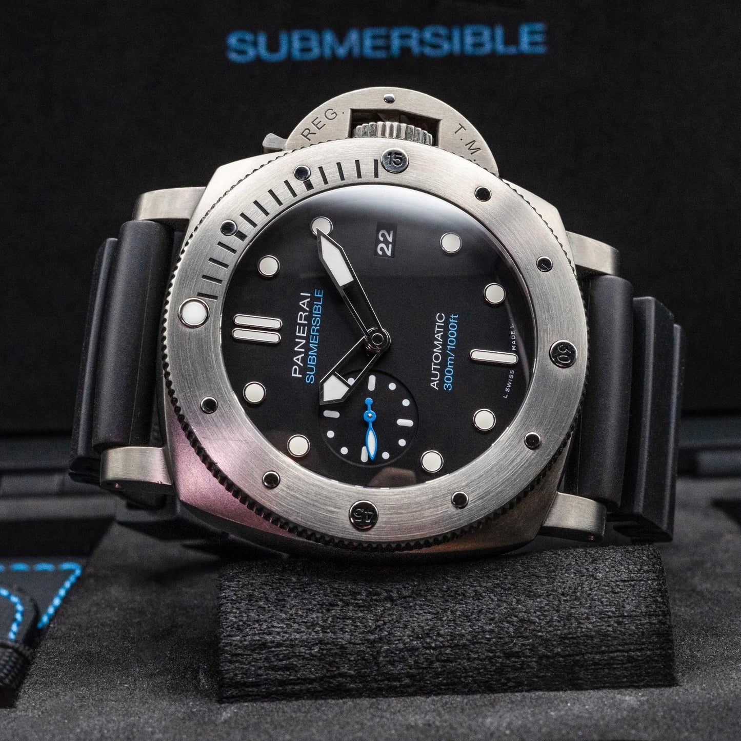Panerai Luminor Submersible PAM01305