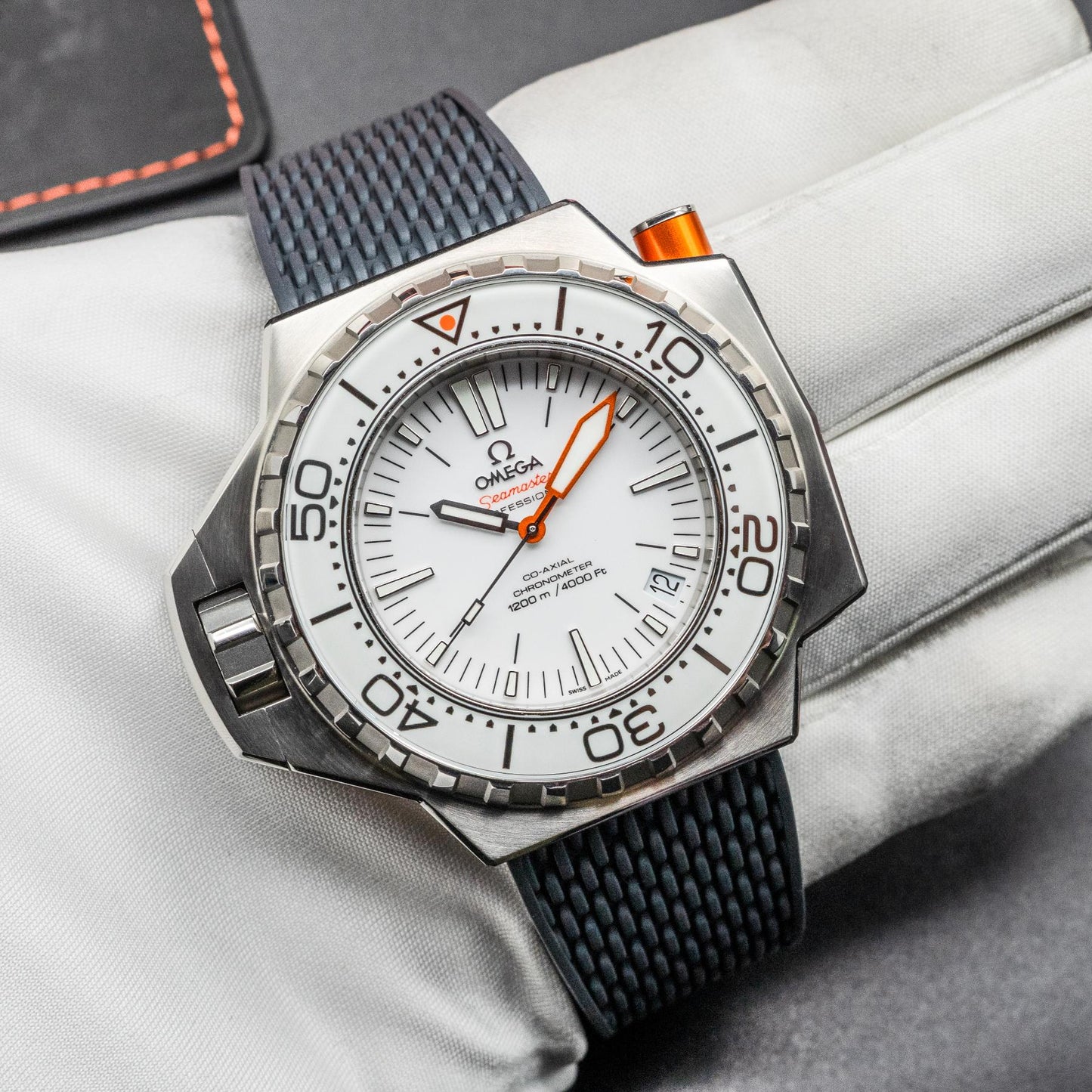 Omega Seamaster Ploprof 1200M