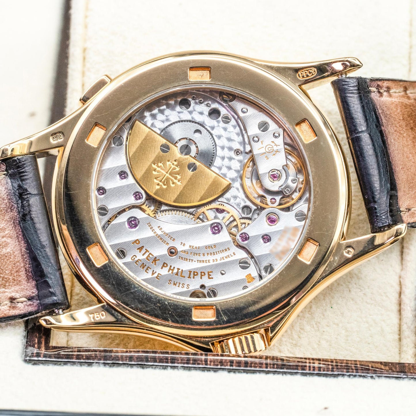 Patek Philippe World Time 5110J-001 37mm Movement