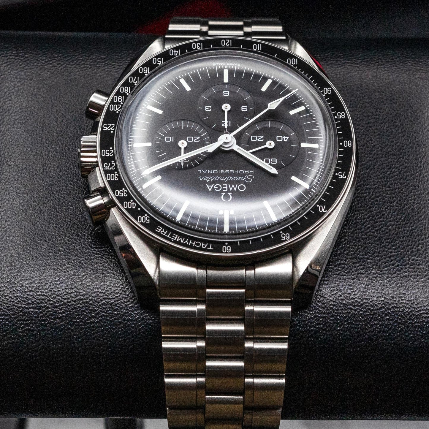 Omega Speedmaster Moonwatch 310.30.42.50.01.001 Top