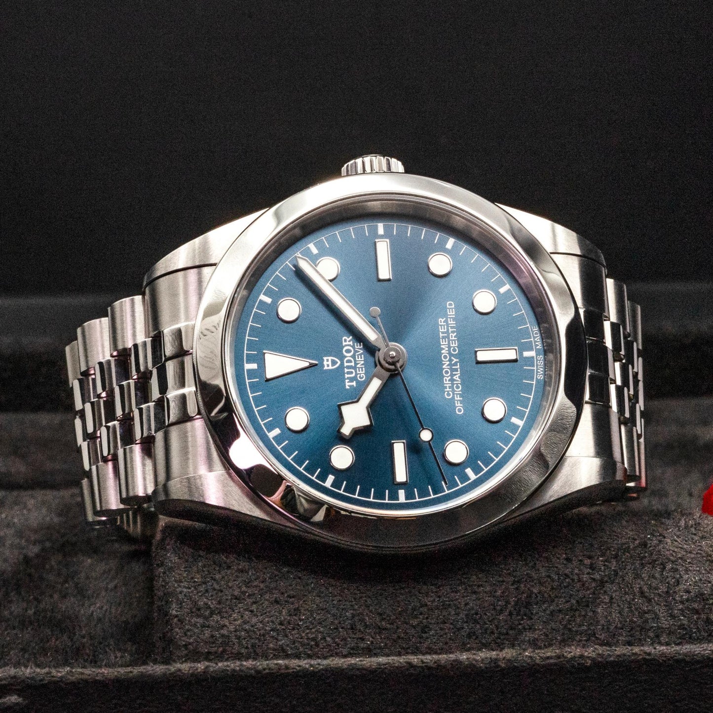 Tudor Black Bay One 39 M79660-0002