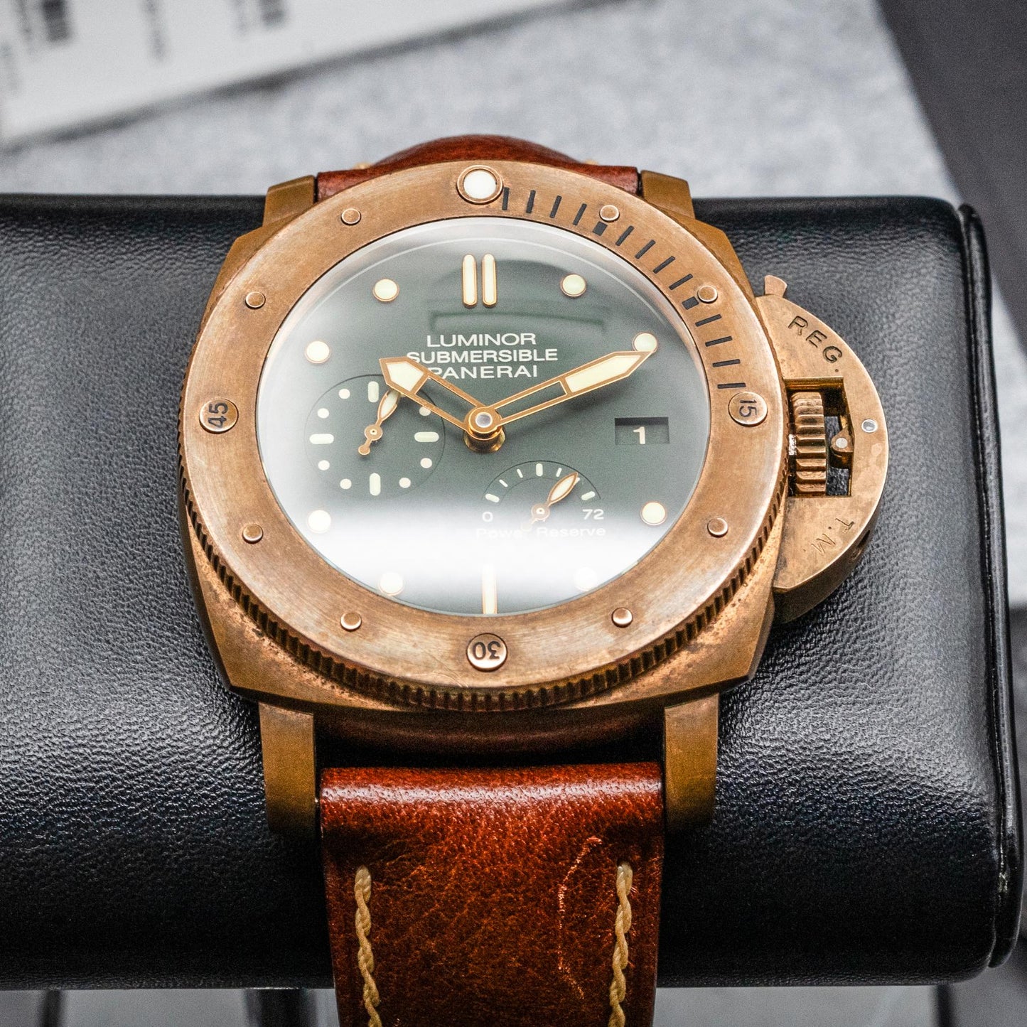 PAM00507 Bronzo Green Dial