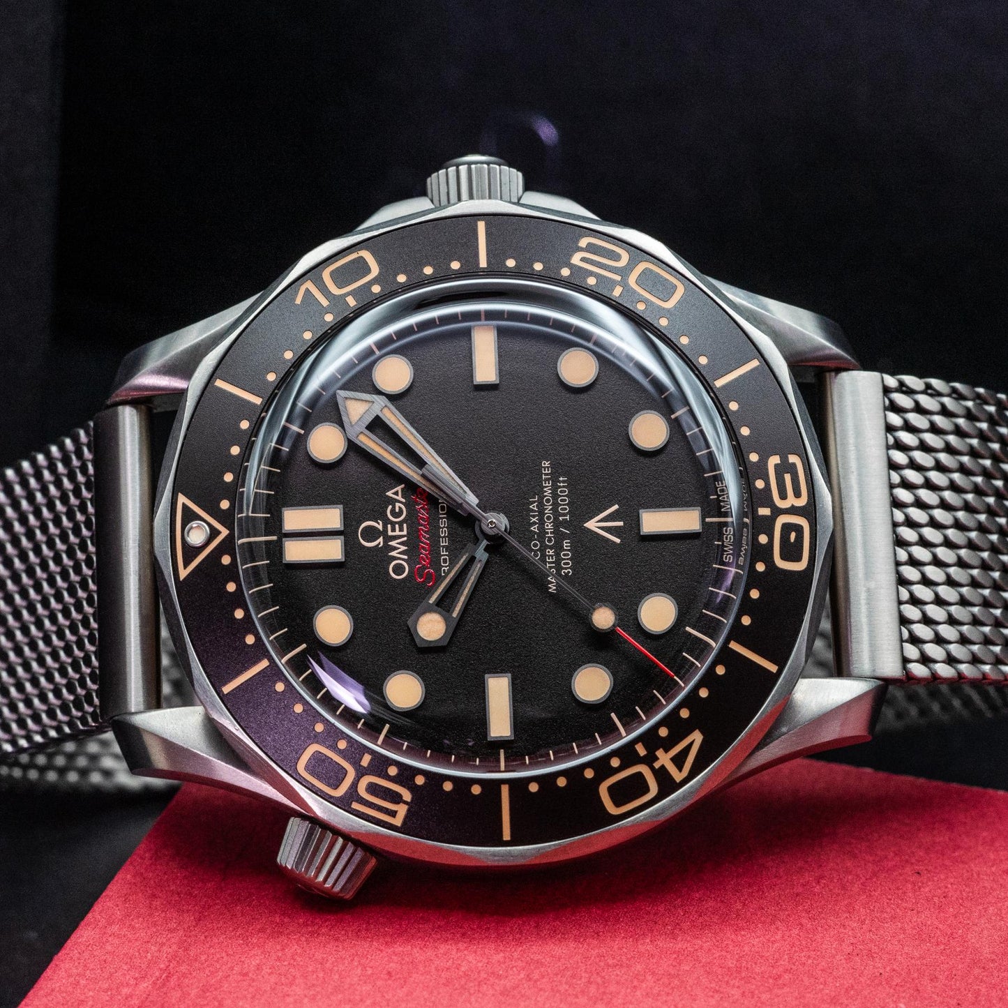Omega Seamaster 007 No Time To Die 210.90.42.20.01.001 42mm Titanium Box Papers 2022