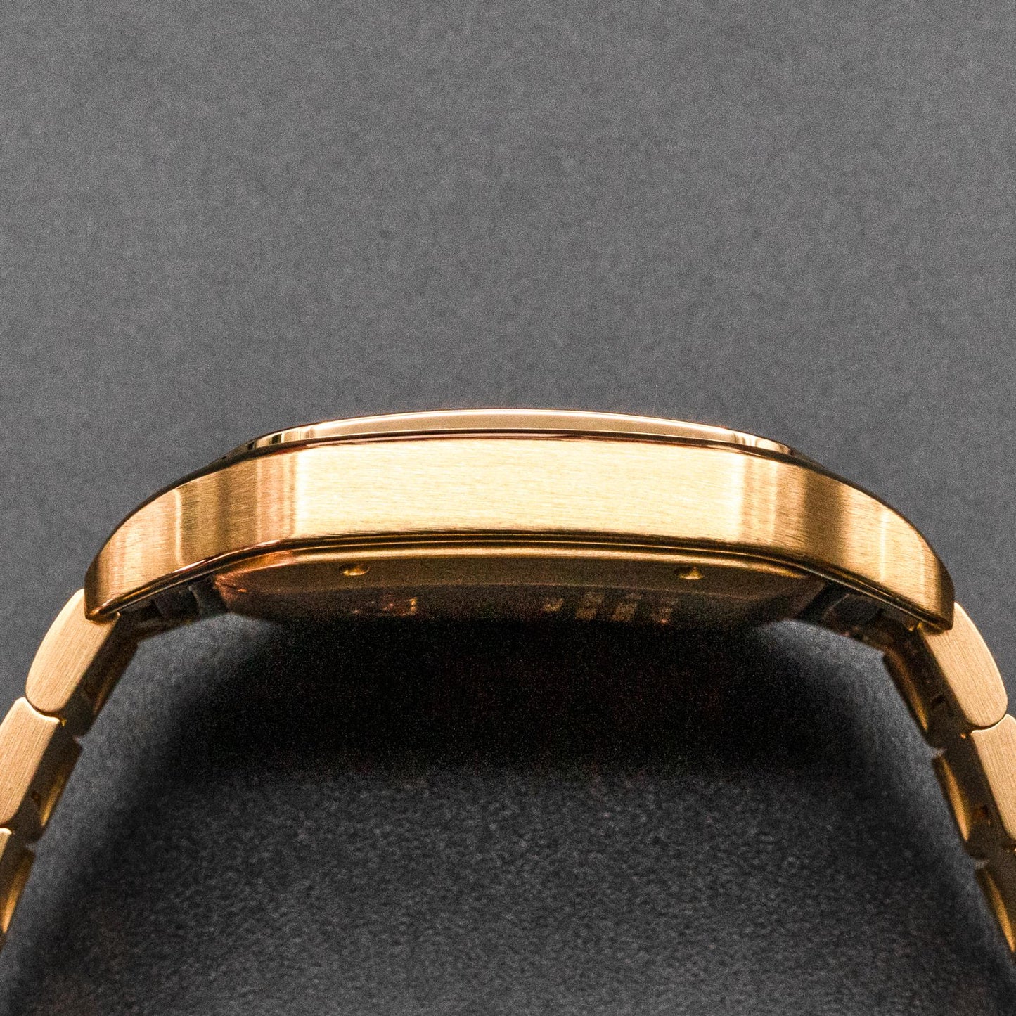 Cartier Santos de Cartier Large WGSA0029 39.8mm Yellow Gold side