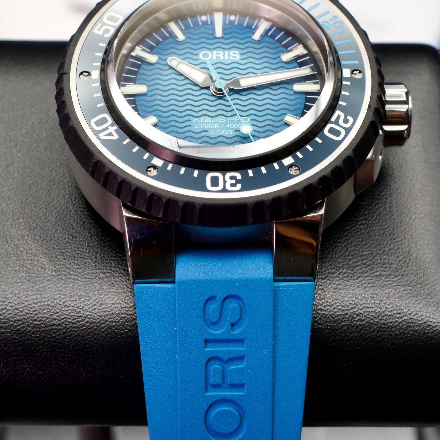 Oris Aquis Pro 4000M 49.5mm Titanium Blue Dial Calibre 400 Full Set