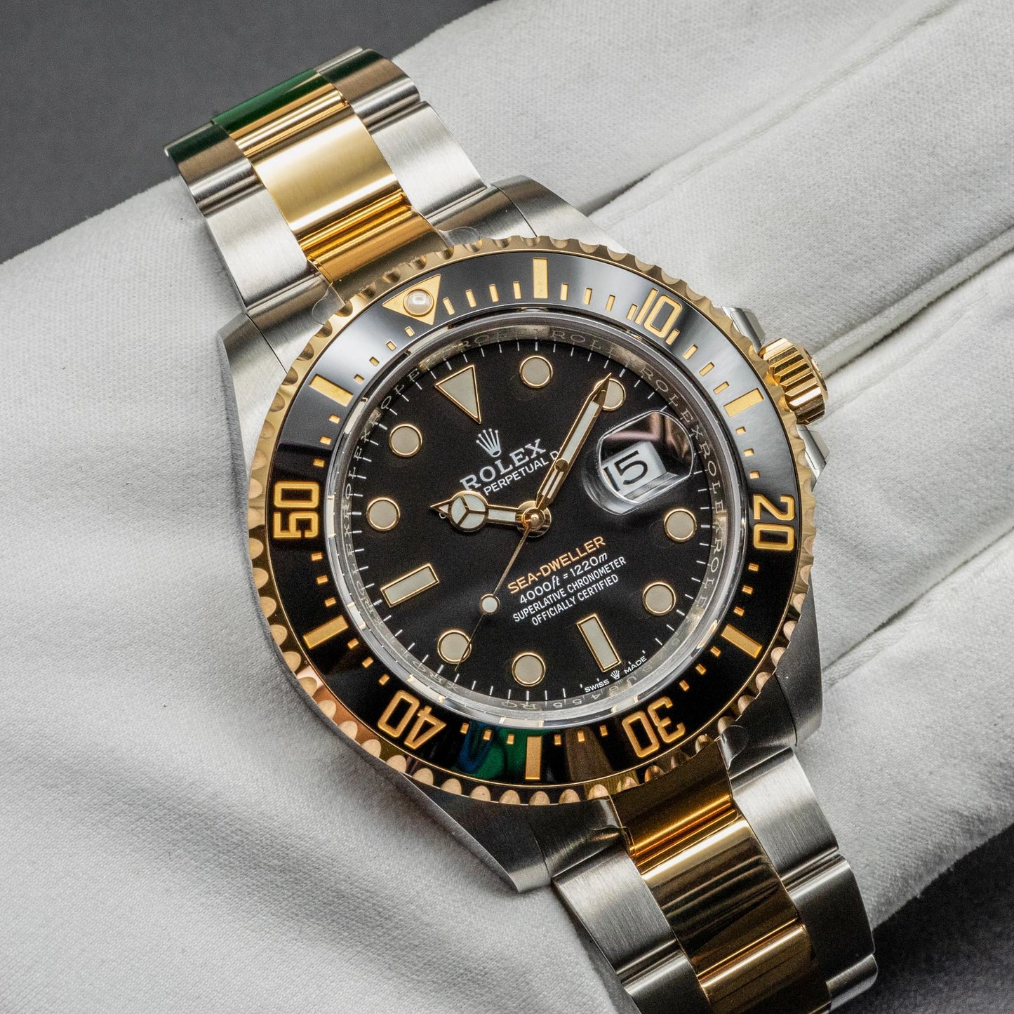 Rolex Sea-Dweller 126603 43mm Two-Tone Yellow Gold Black Dial Box Papers 2022