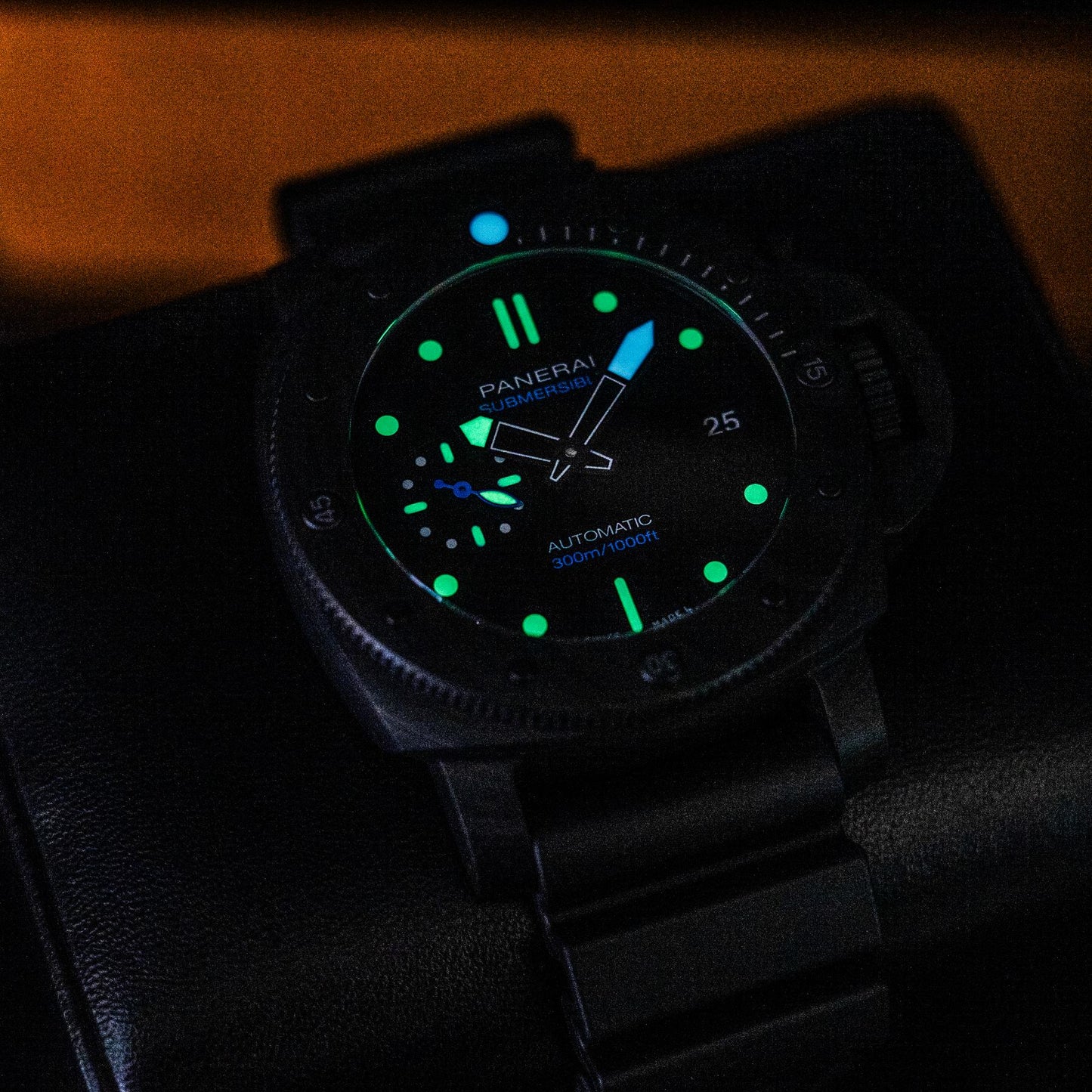 CarboTech PAM02231 42mm Black Dial Lumes