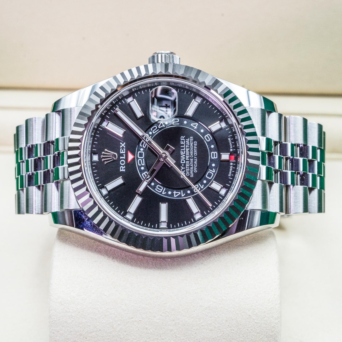 Rolex Sky-Dweller 336934 42mm White Rolesor Black Dial Jubilee Box Papers 2026