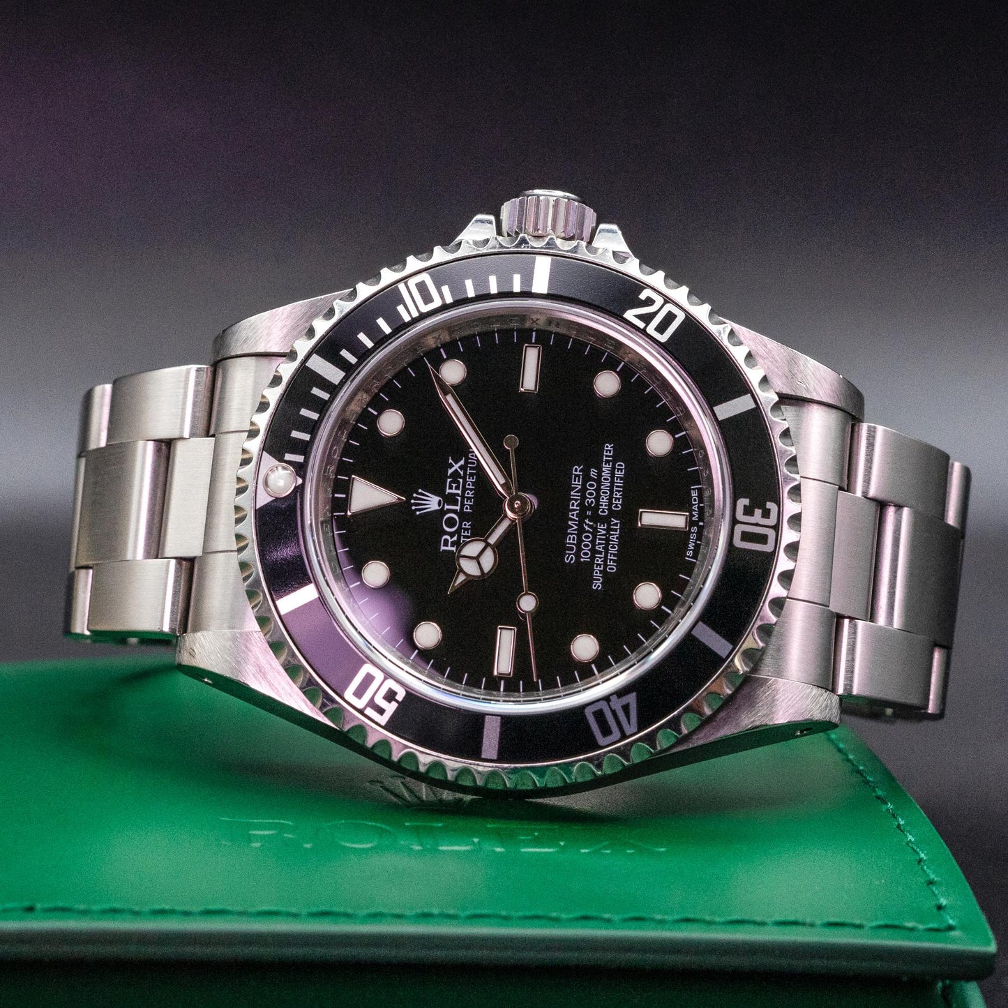 Rolex Submariner No-Date 14060M 40mm
