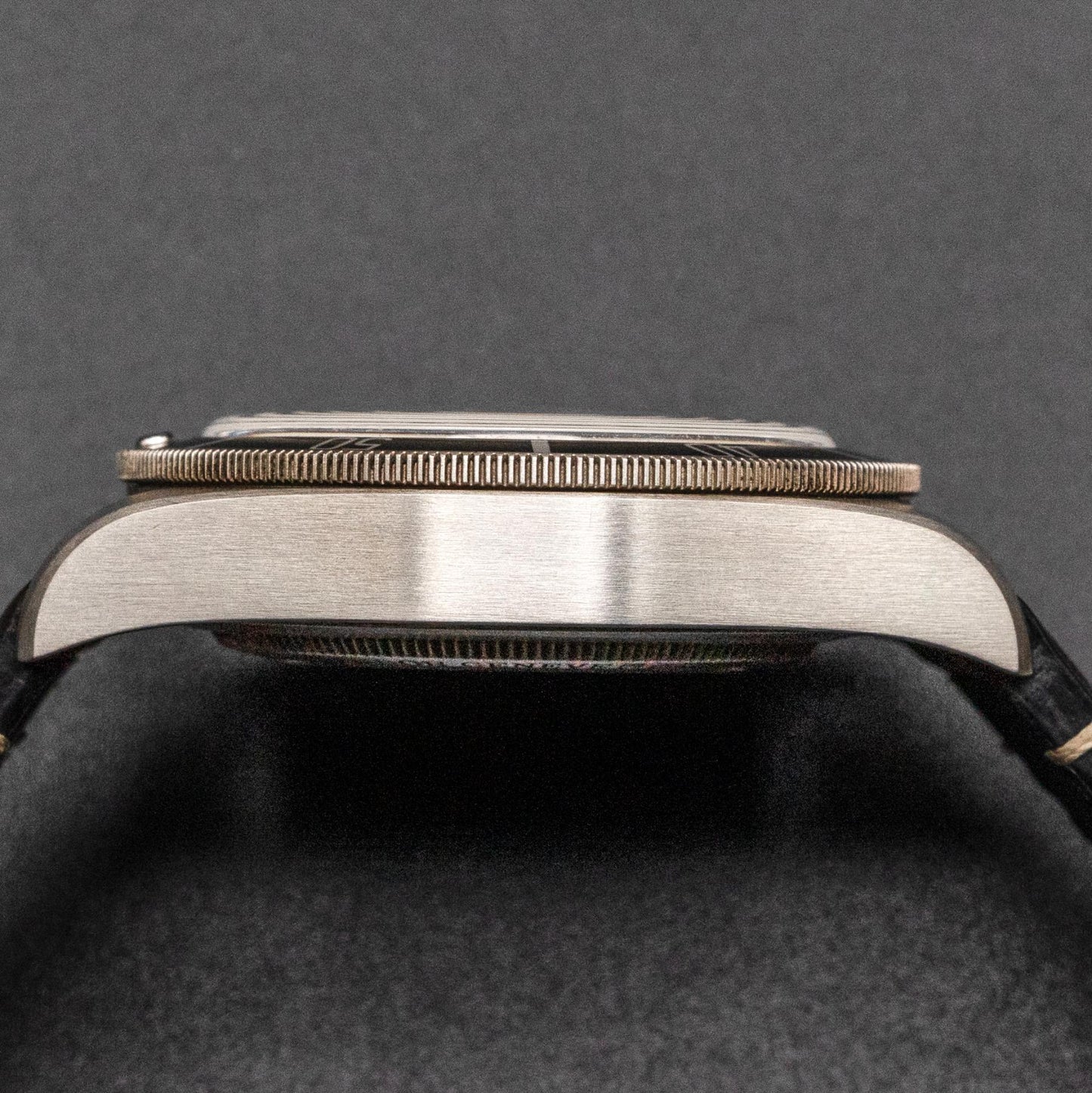 Tudor Black Bay 58 925 M79010SG-0001 39mm side