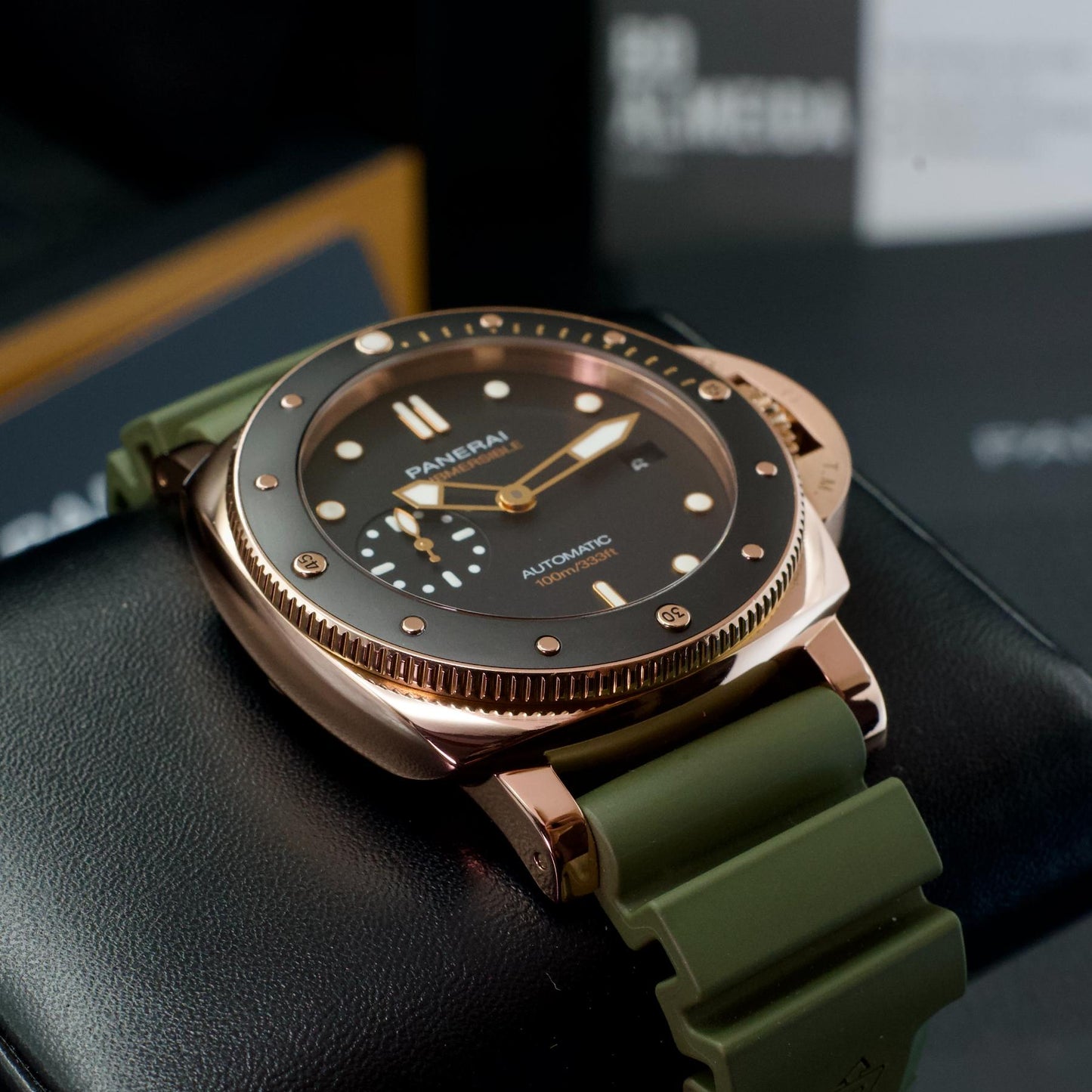 Panerai Submersible 1950 Goldtech 3 Days Rose Gold bottom left view