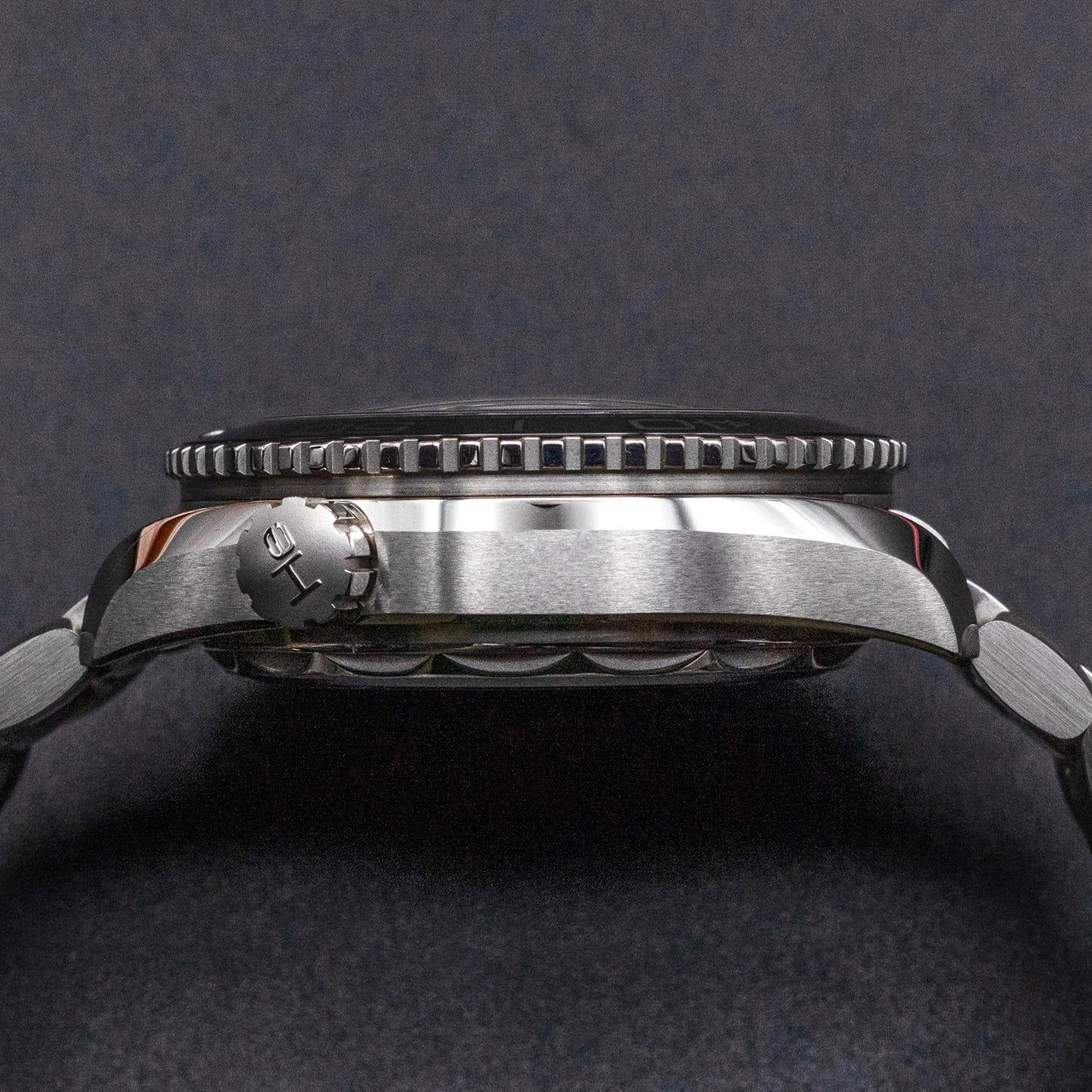 Seamaster Planet Ocean 600M lug