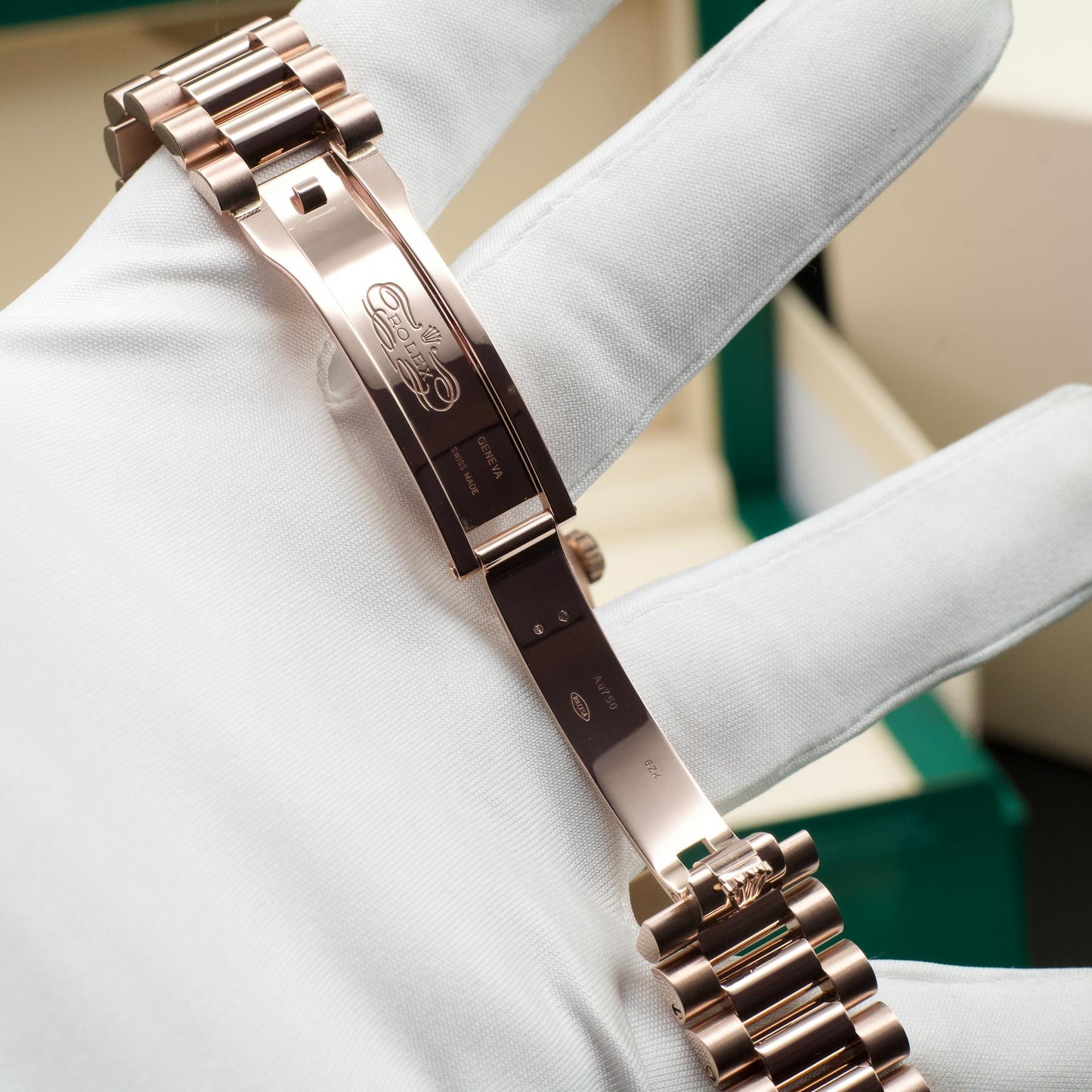 Rolex Day-Date 228235 40mm Everose Gold Chocolate Dial President Papers