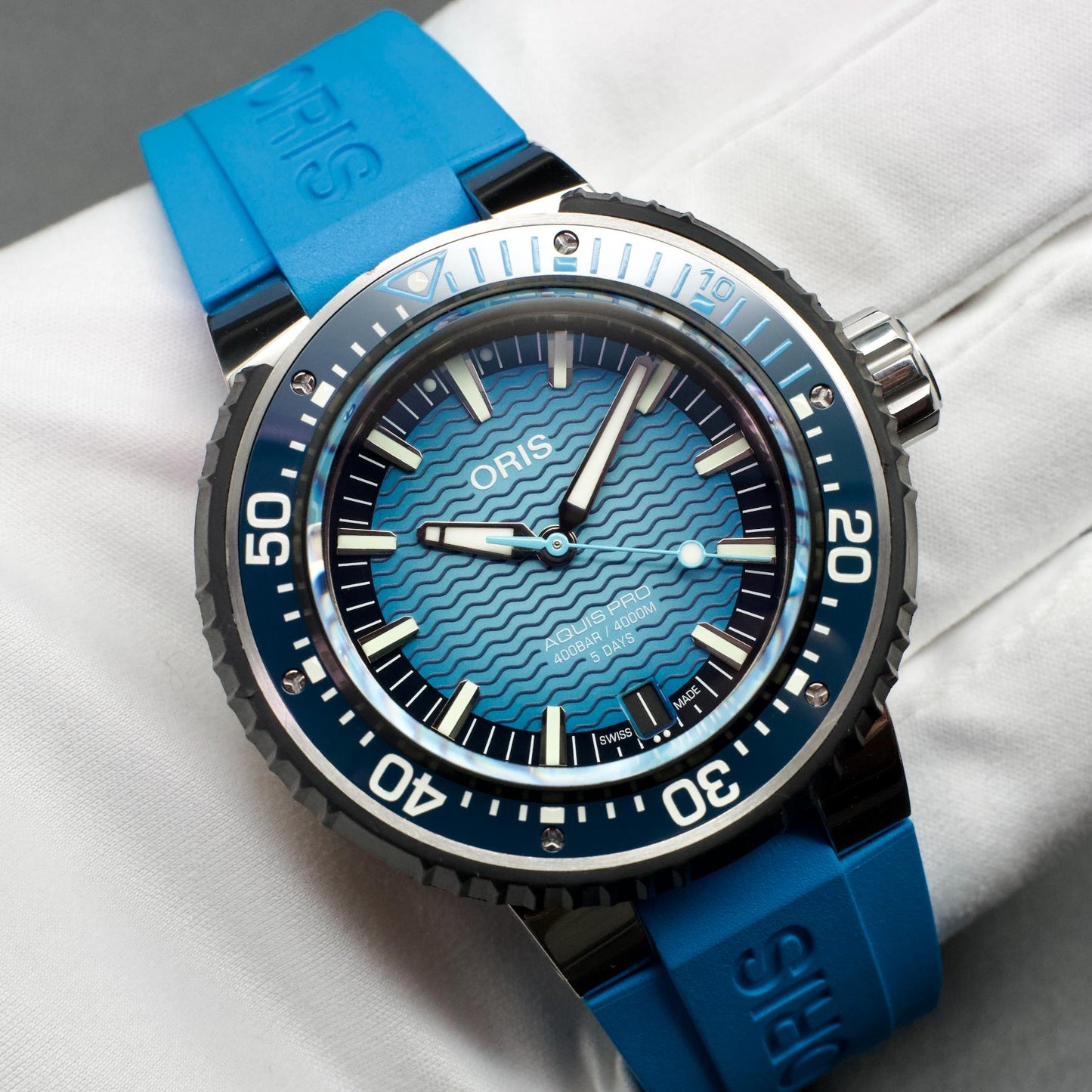 Oris Aquis Pro 4000M 49.5mm Titanium Blue Dial Calibre 400 Full Set