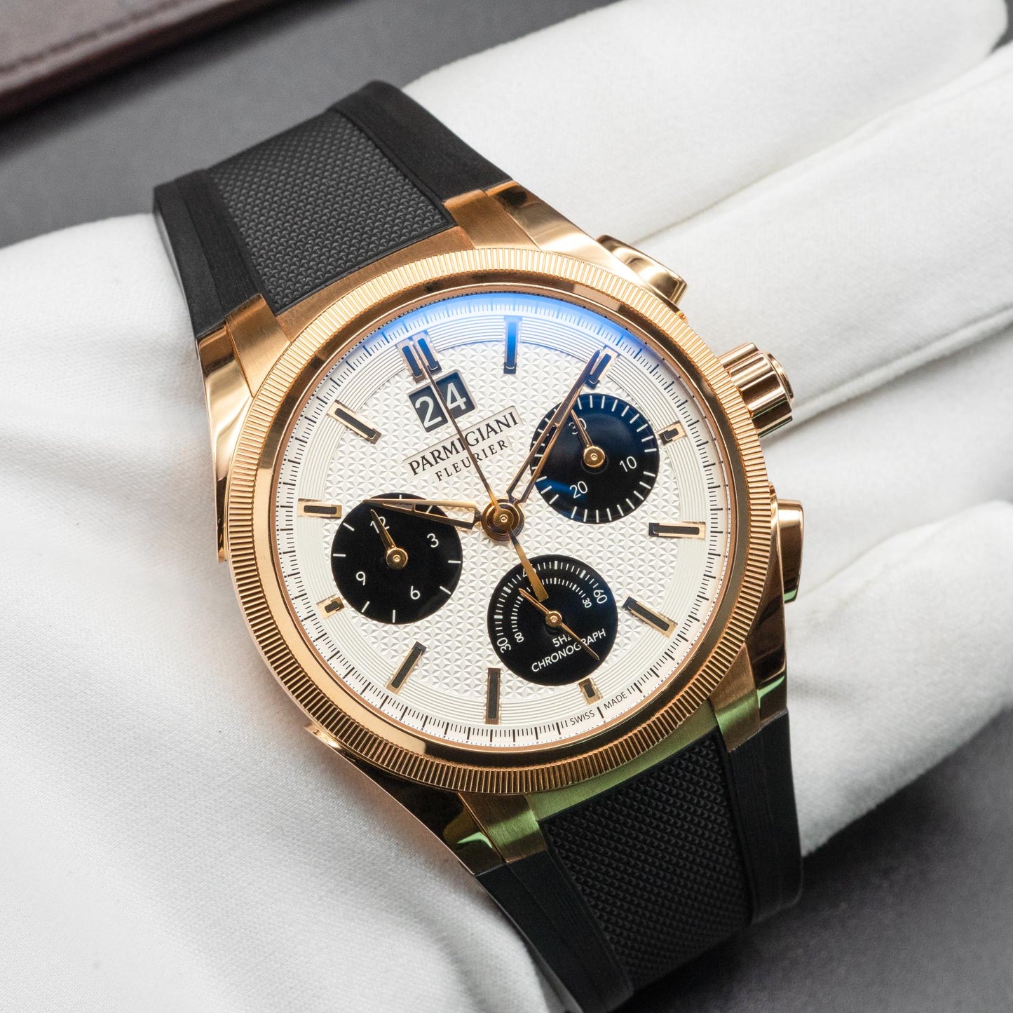 Parmigiani Fleurier Tondagraph GT Chronograph PFC903-1500/40 2023 Box & Papers