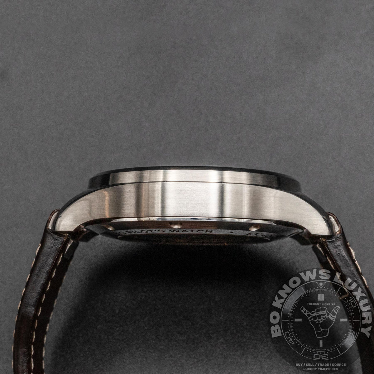 IWC Big Pilot’s Watch 43 IW329301 43mm Steel Black Arabic Dial Box Papers 2025