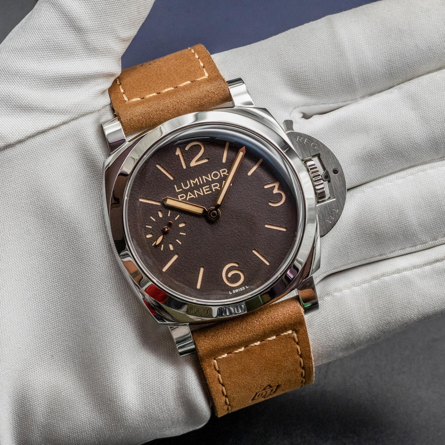 Panerai Luminor PAM01731 44mm Steel Tobacco Sandwich Dial Box Papers 2026