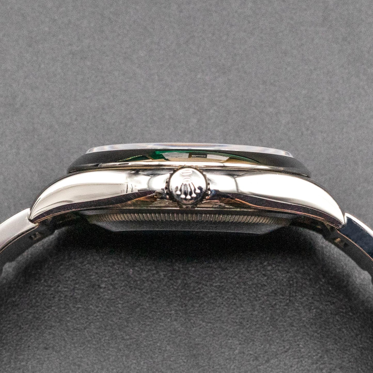 Rolex Oyster Perpetual 36 116000 Blue Dial Lug