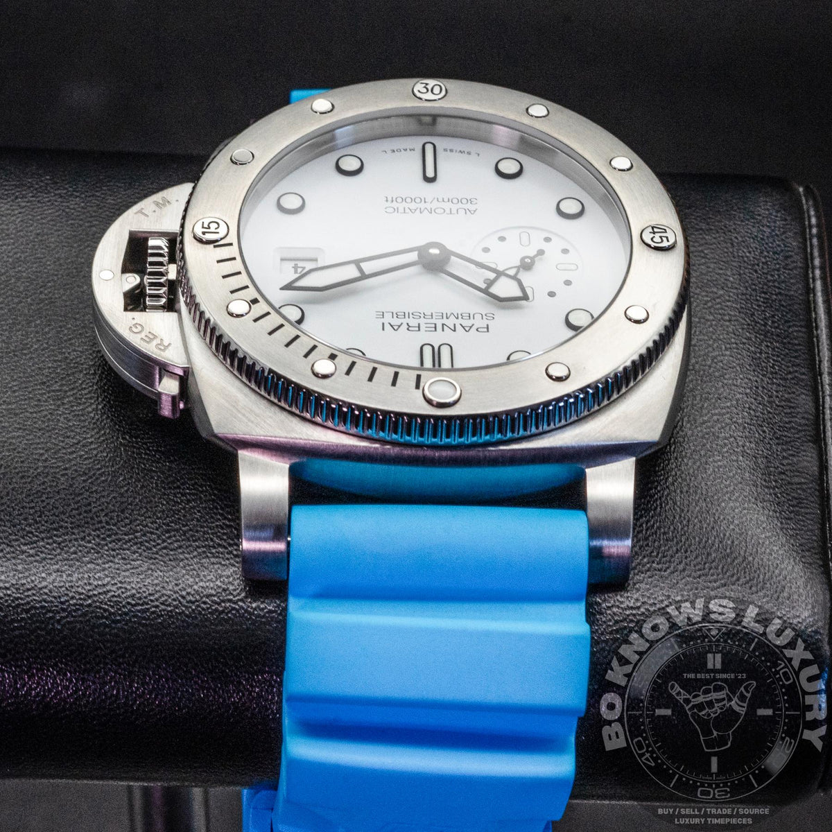 Panerai Submersible QuarantaQuattro PAM01595 44mm Steel White Box Papers 2024