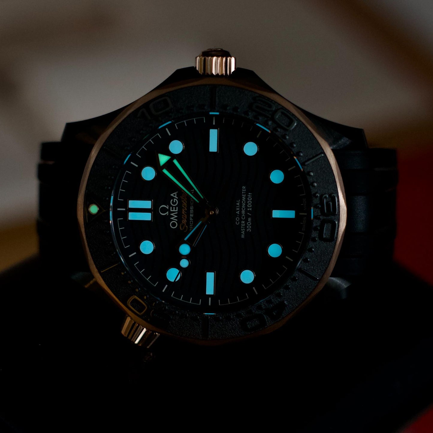 Omega Seamaster 300M 210.62.44.20.01.001 Ceramic Sedna Gold 43.5mm Mint 2025