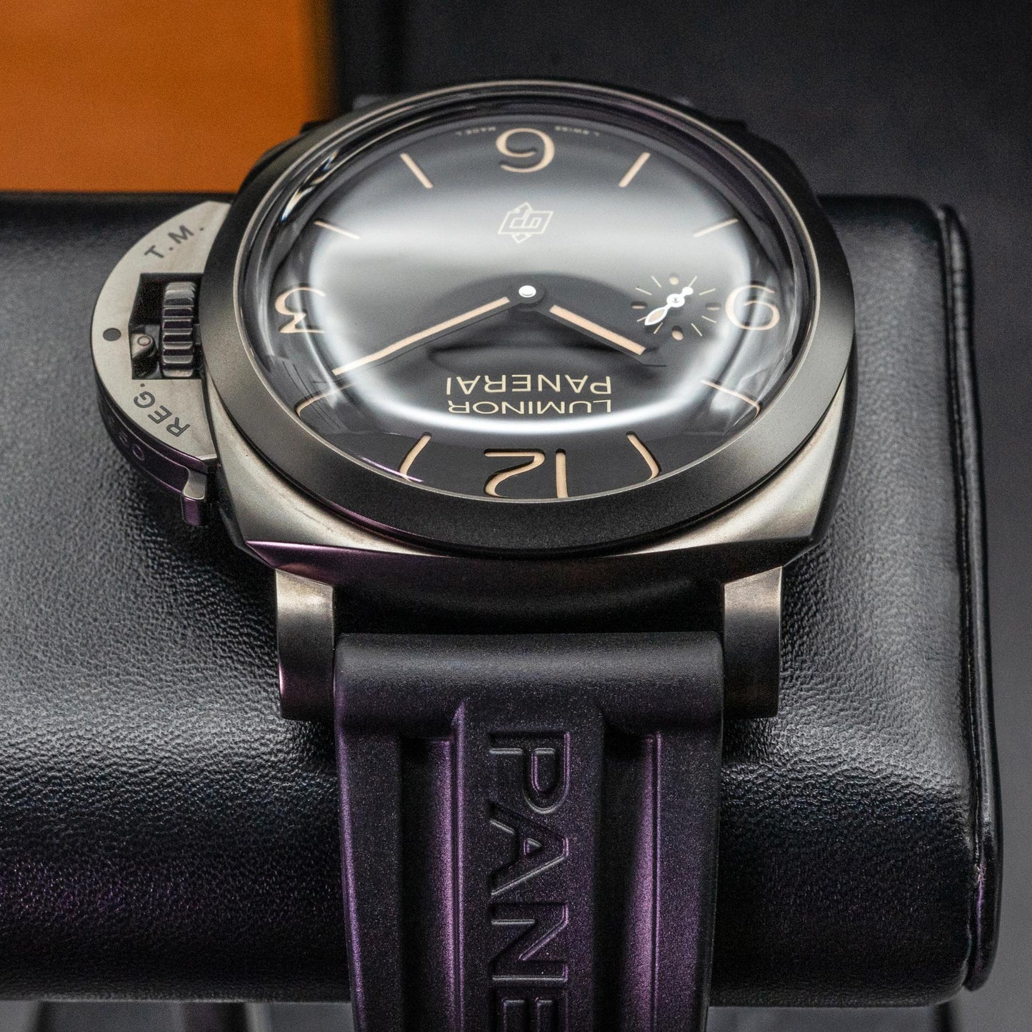  PAM00617 47mm Titanium DLC