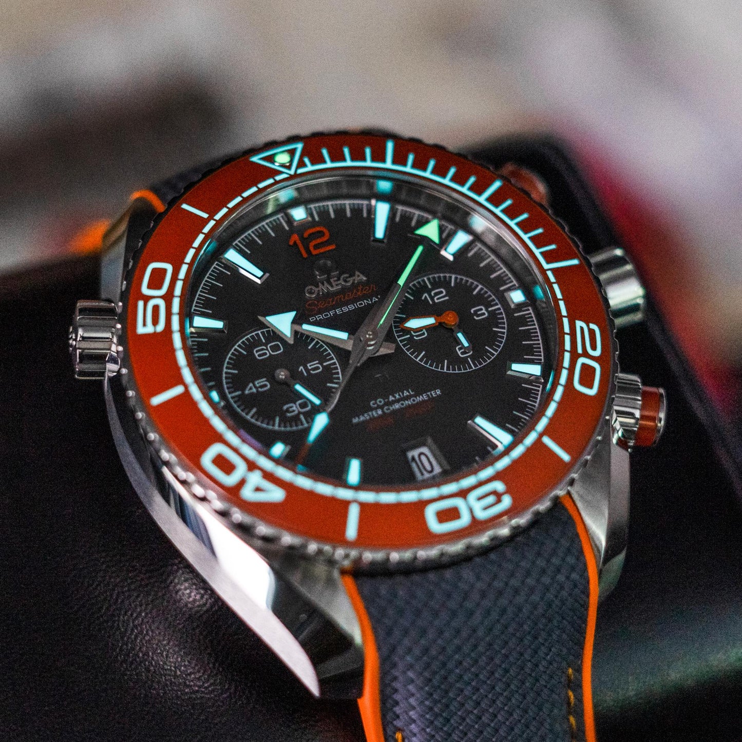 Omega Seamaster Planet Ocean 600M Lumes