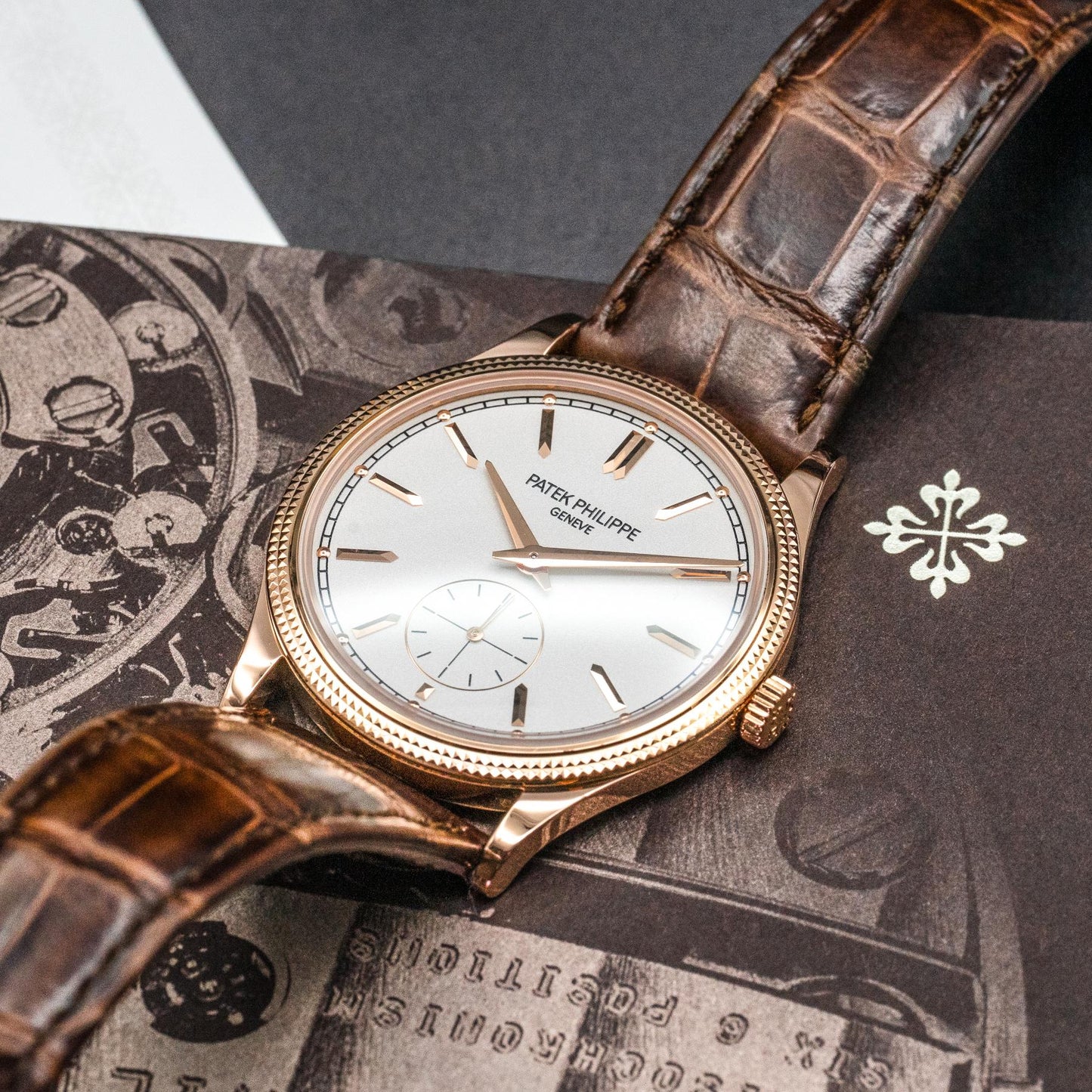 Patek Philippe Calatrava 6119R-001 39mm Rose Gold