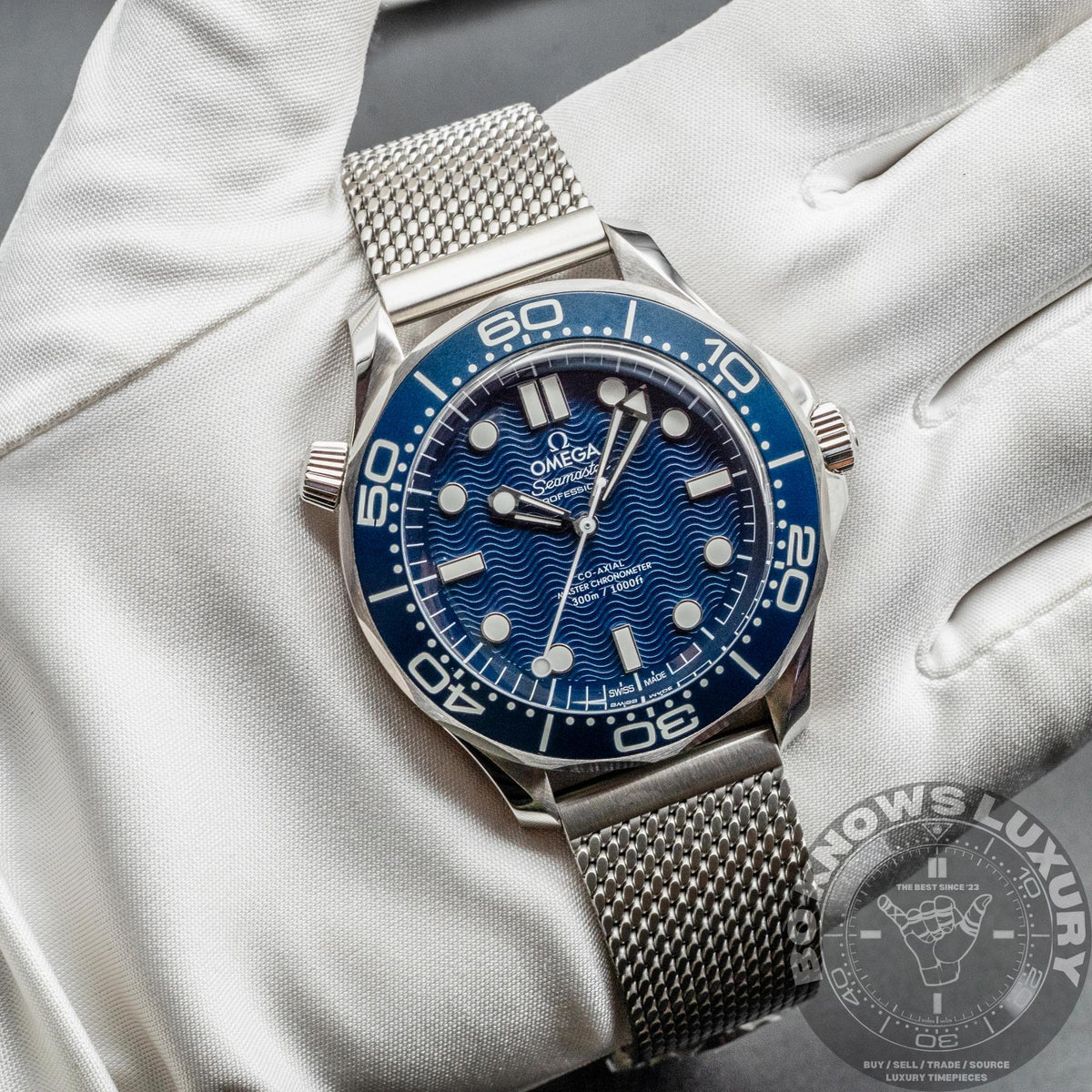 Omega Seamaster 300M James Bond 60th 210.30.42.20.03.002 Box Papers 2024