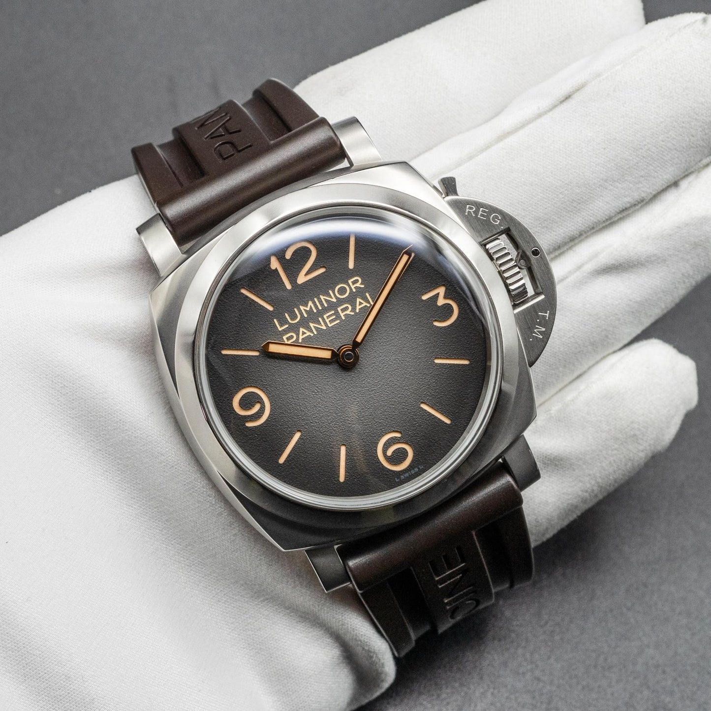 Panerai PAM 01628 Luminor Tre Giorni 47mm Patina Steel Grey Gradient Dial Box
