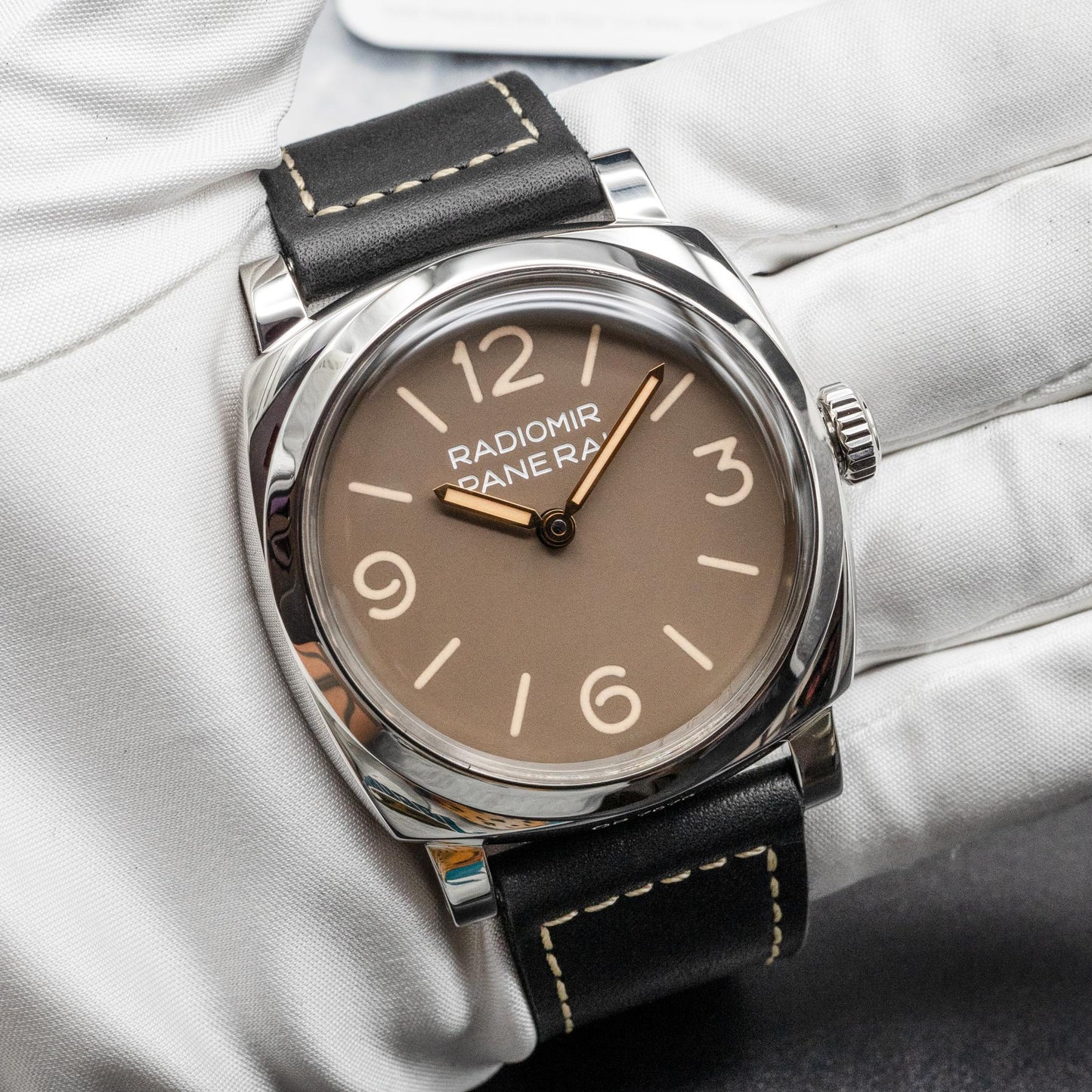 PAM00662 47mm Steel Brown Dial