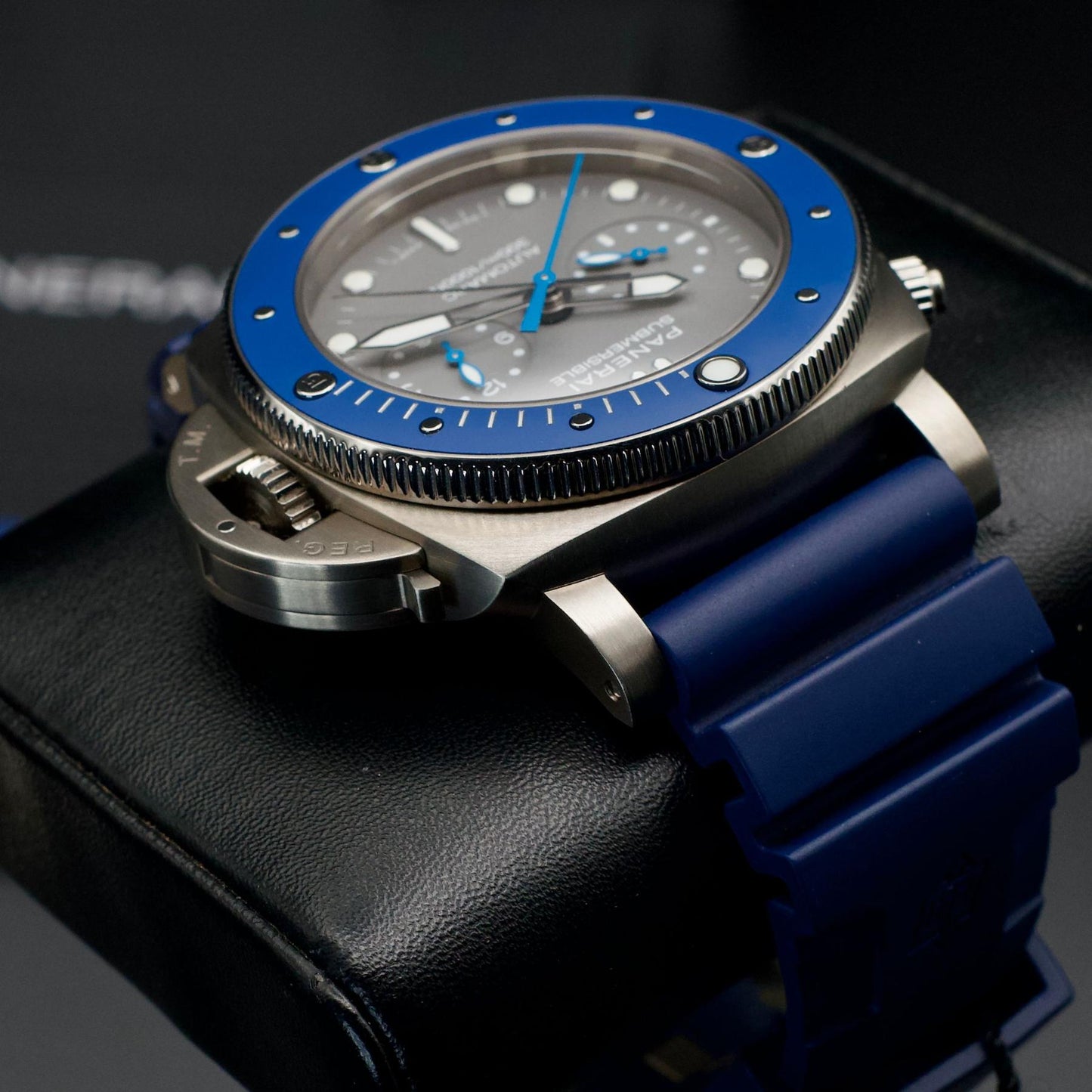 Panerai Submersible 1950 Automatic Stainless Steel Black Dial 42 PAM00982 B&P