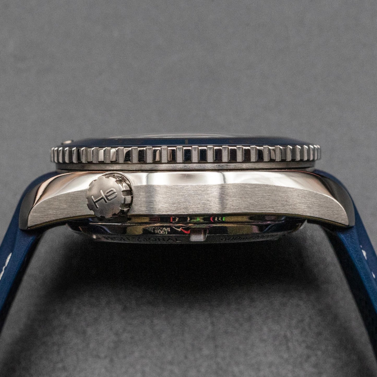 Omega Seamaster Planet Ocean 600M 42mm Titanium Blue Dial Co-Axial Box Papers