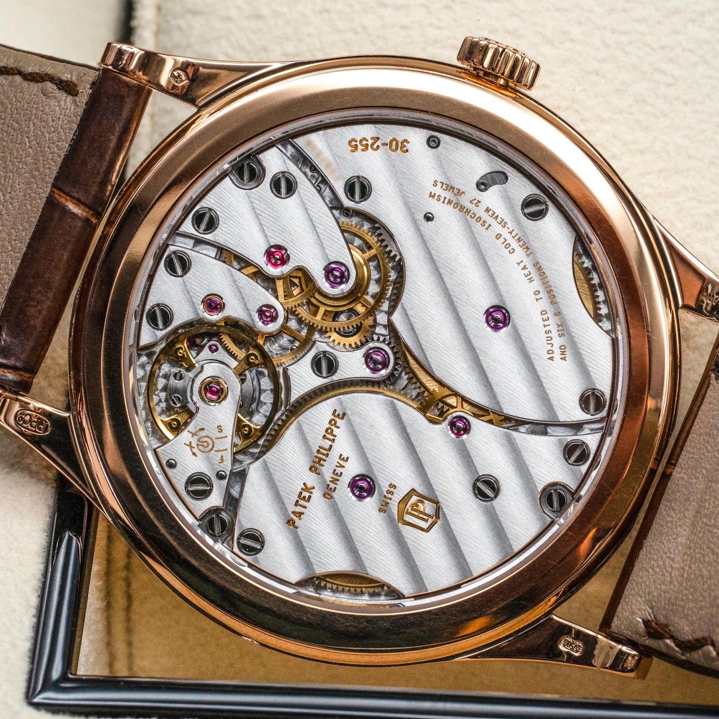 Patek Philippe Calatrava 6119R-001 39mm Rose Gold movement