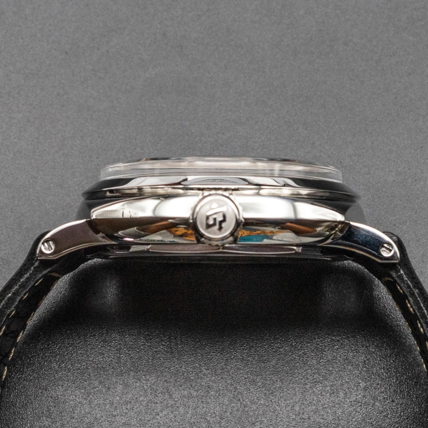 PAM00662 47mm Steel Brown Dial