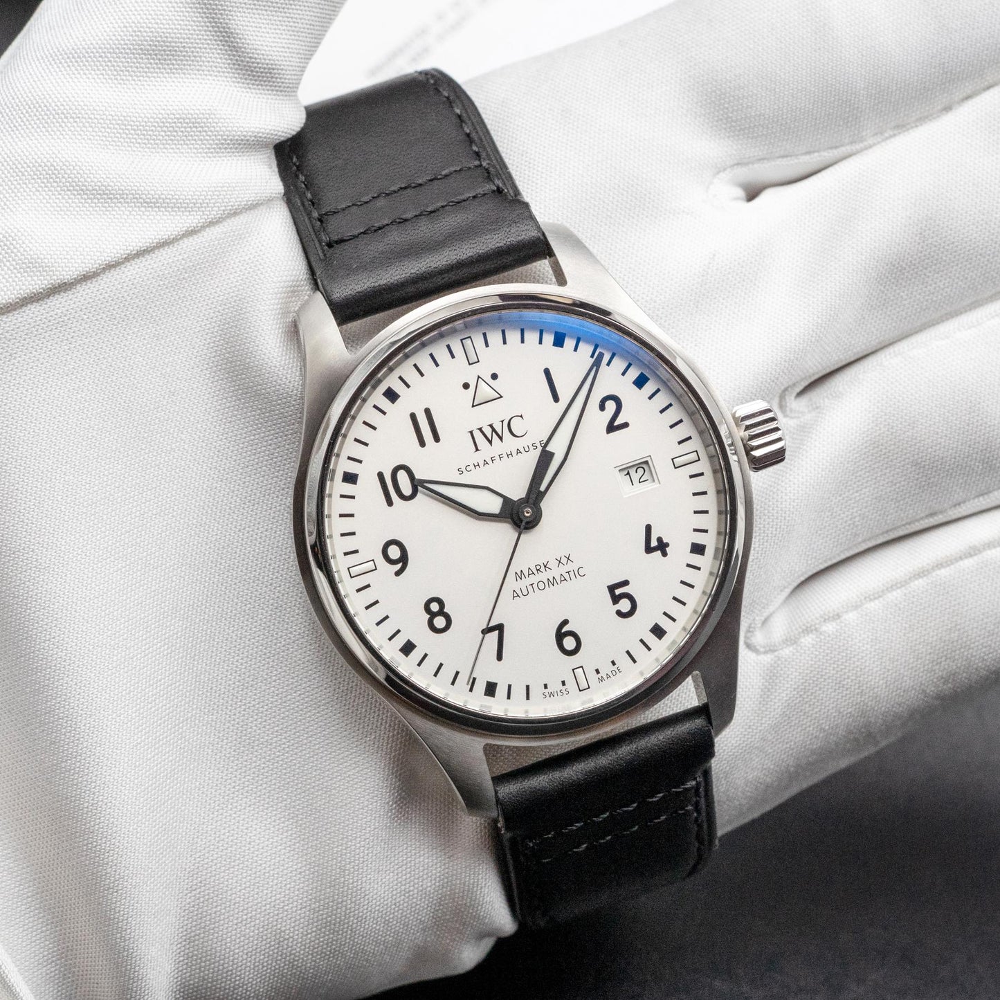 IWC Pilot's Watch Mark XX IW328207 40mm Steel Silver Dial Box Papers 2026