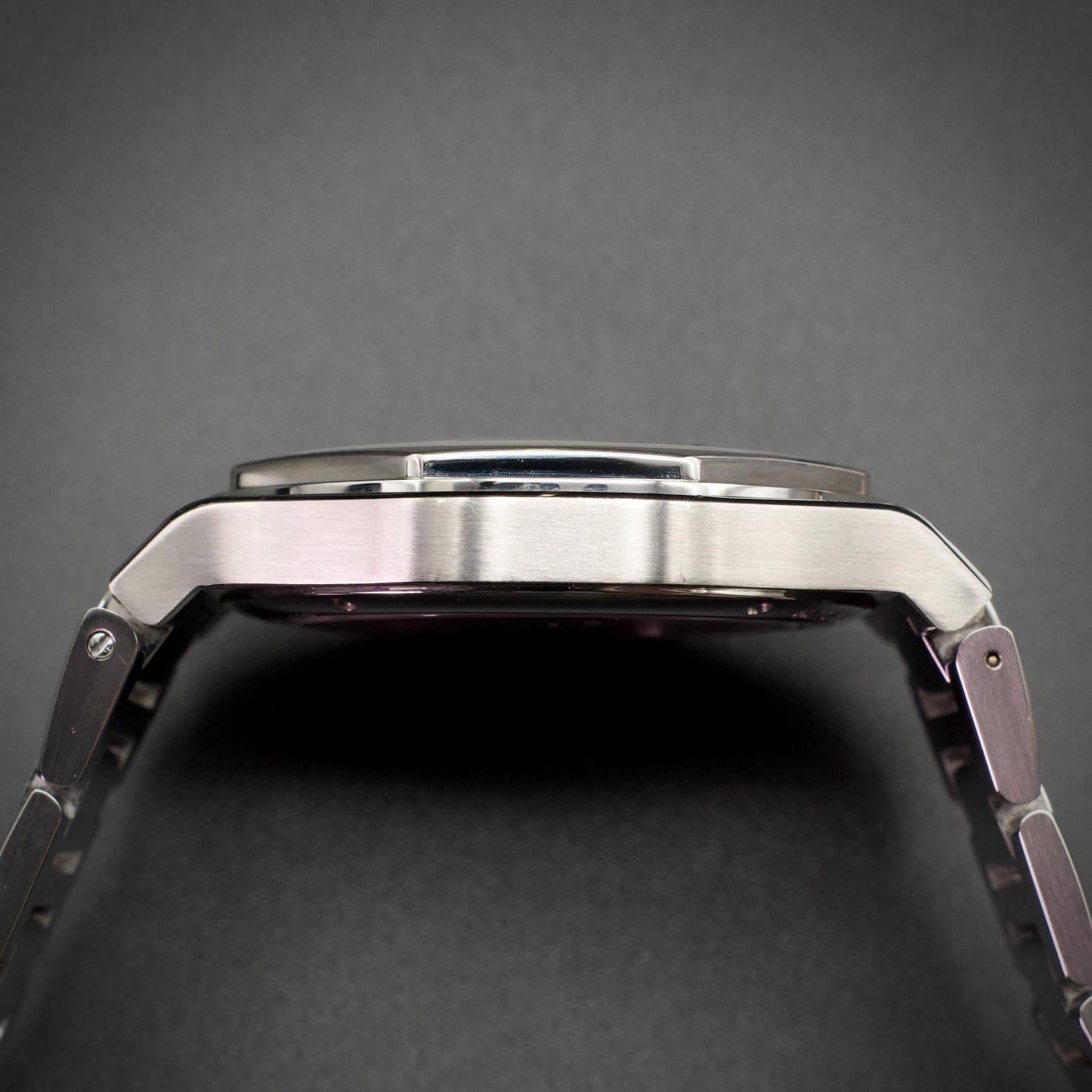 Girard-Perregaux Laureato 81010-11-431-11A 42mm Blue Dial 2023 Full Set