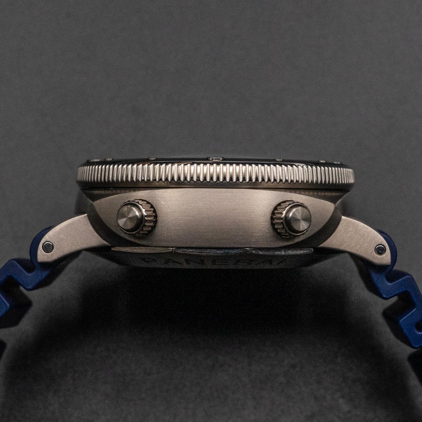 Panerai Submersible Flyback Chrono Mike Horn PAM01291 47mm Titanium Box Papers