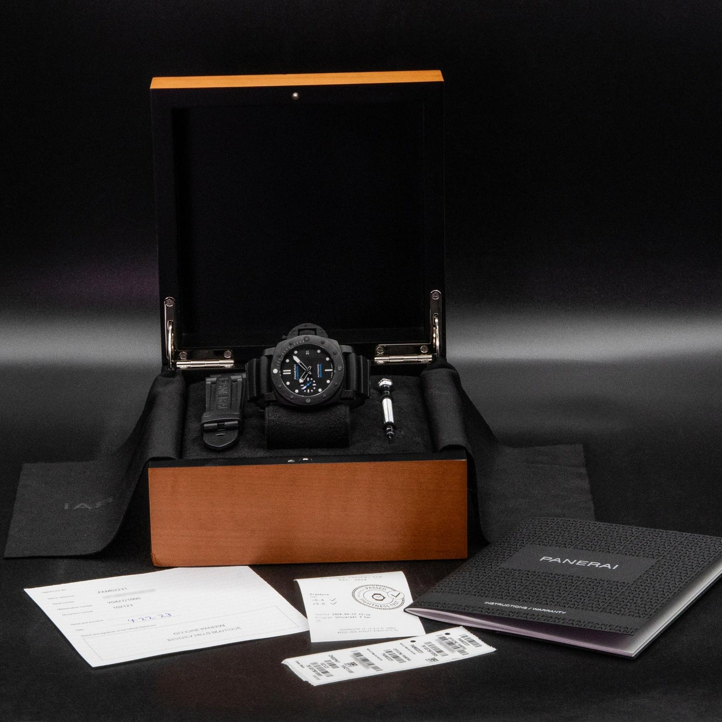 CarboTech PAM02231 42mm Black Dial