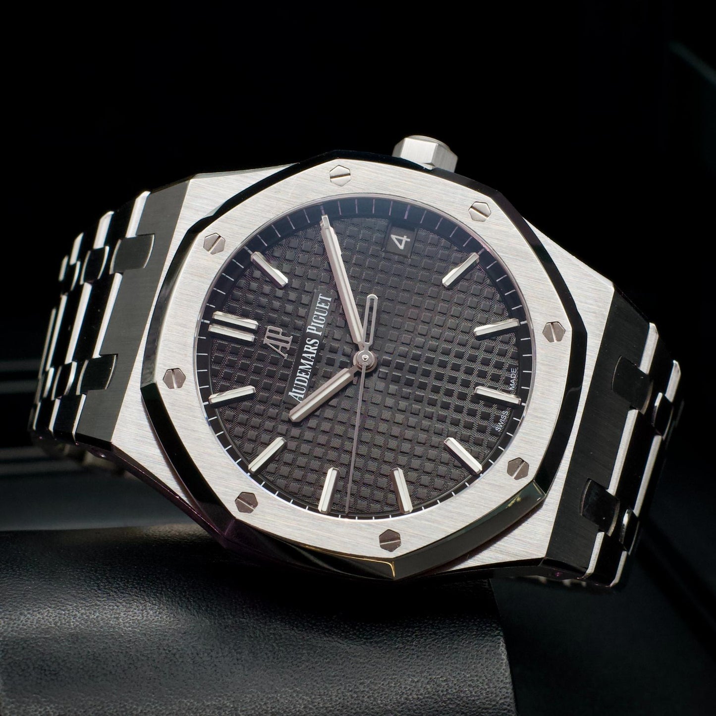 Audemars Piguet Royal Oak 15500ST Black Dial 41mm Steel 2020 Full Set