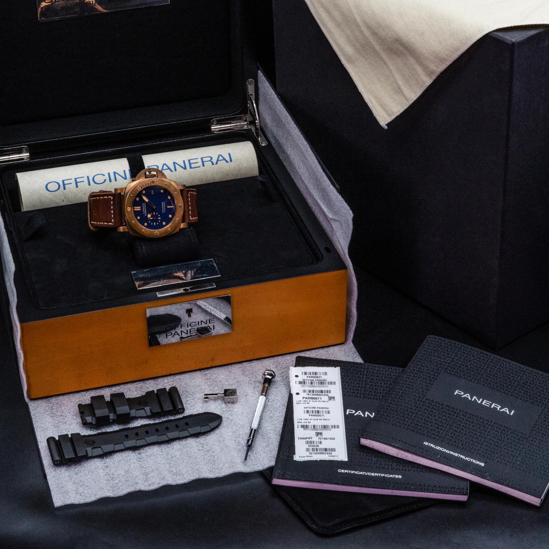 Panerai Luminor Submersible 1950 Bronzo PAM00671 47mm Blue Dial Box Papers 2017