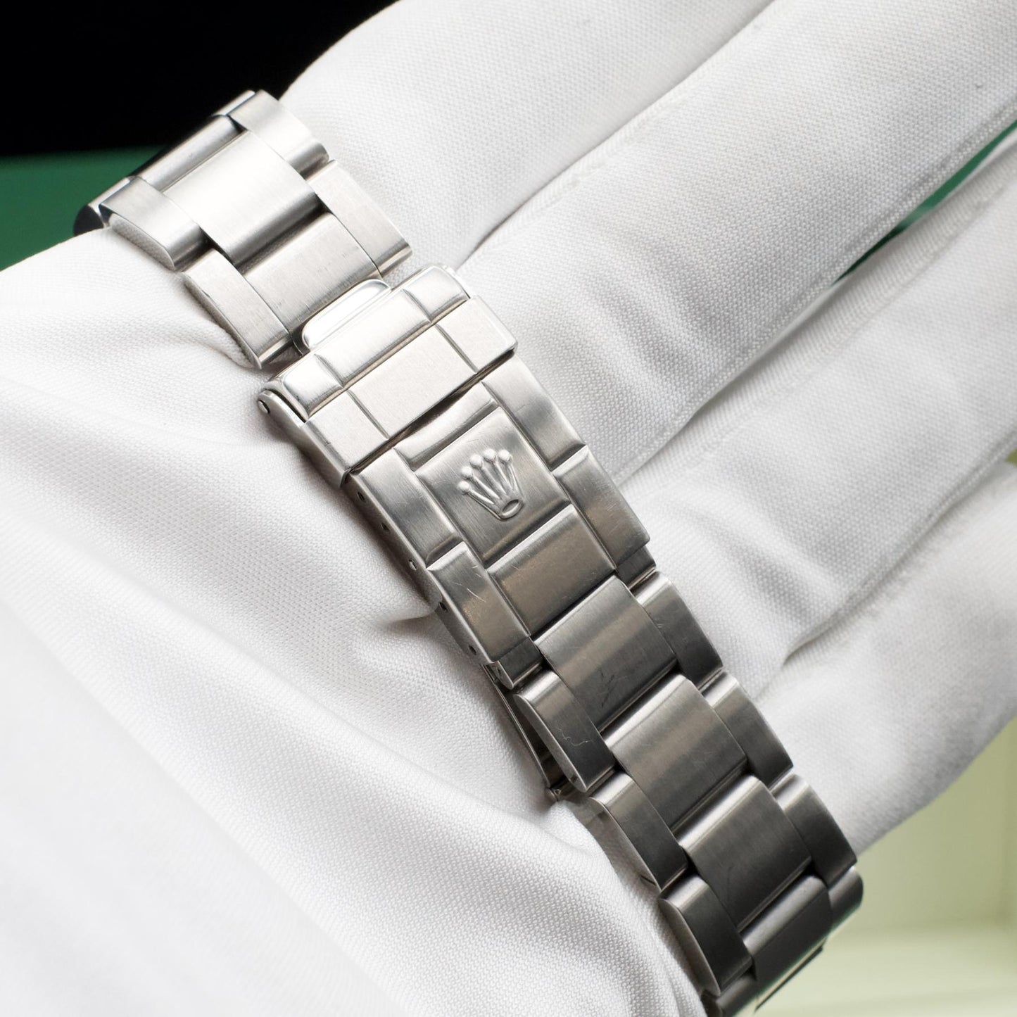 Rolex Explorer II 16570 Polar White Dial 40mm Steel Bracelet Box Year 1999