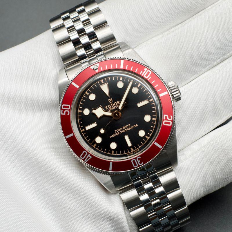 Tudor Black Bay Burgundy Bezel 41mm METAS Jubilee Bracelet M7941A1A0RU-0003