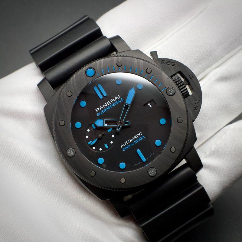 Panerai PAM02616 Submersible Carbotech 47mm Black Dial 2024 Full Set