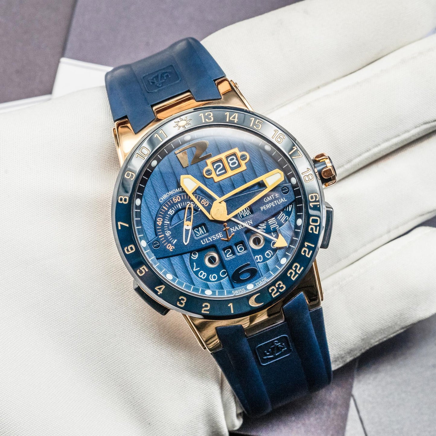 Ulysse Nardin El Toro GMT 326-00-3/BQ