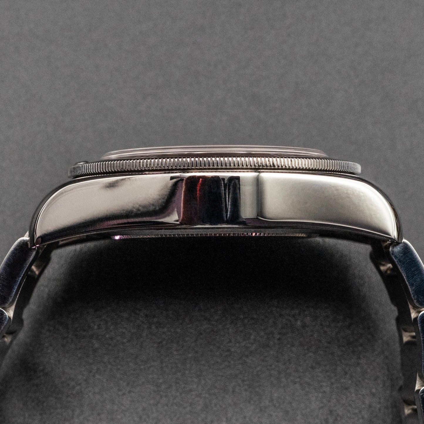 Tudor Black Bay 79220R 41mm Steel Burgundy Bezel Side
