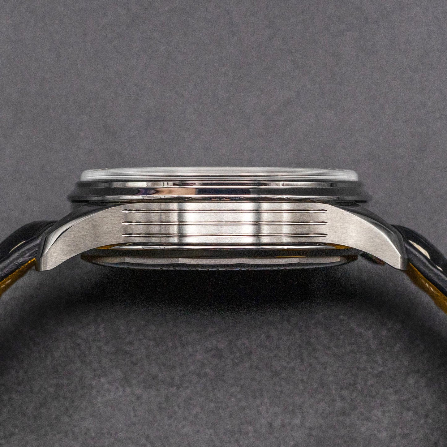 Breitling Premier B01 Chronograph 42 AB0118221G1P1 side